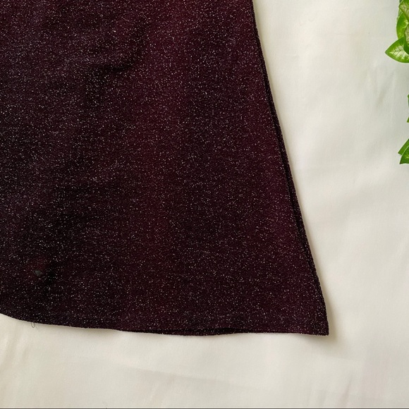 90s Shimmery Mini Skirt ๐ฅ - Picture 3 of 4